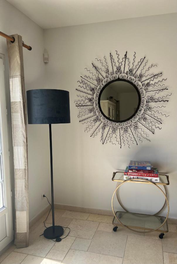 Magnifique Villa Avec Piscine Saint-Maximin 外观 照片